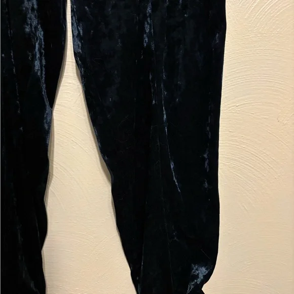 Jolt Green Crushed Velvet Jogger Pants | Size Large - Picture 7 of 8